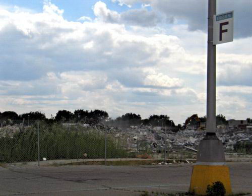 Wonderland Mall (Wonderland Shopping Center) - 8 Demo From Jon Milan (newer photo)